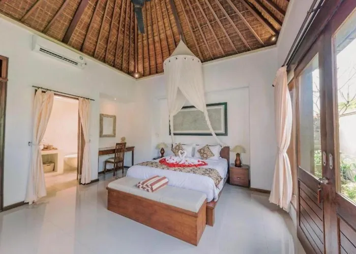 Villa 2 Chic 2br With Private Pools In - Side By Side, Private Ubud