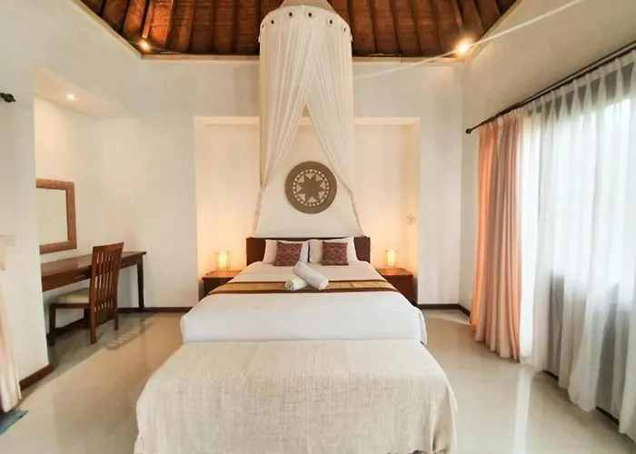 2 Chic 2br With Private Pools In - Side By Side, Private