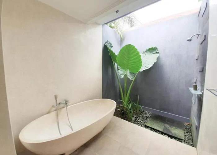 2 Chic 2br With Private Pools In - Side By Side, Private Villa Ubud